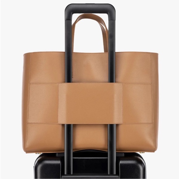 Calpak Haven Tote Bag - Picture 7 of 12